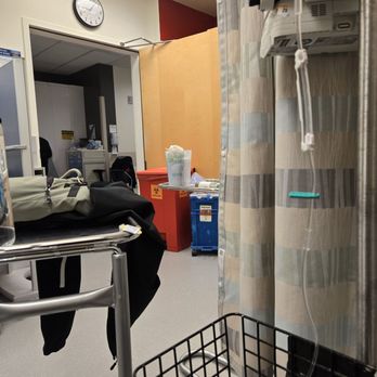 Kaiser ER San Leandro CA - Doing second round of blood draws - Emergency Rooms Near Me - San Leandro, California Kaiser ER San Leandro CA - Doing second round of blood draws - Emergency Rooms Near Me - San Leandro, California