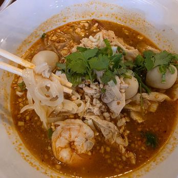 Thonglor Thai Bistro - Tomyum noodle soup - Thai Near Me - San Mateo, California Thonglor Thai Bistro - Tomyum noodle soup - Thai Near Me - San Mateo, California
