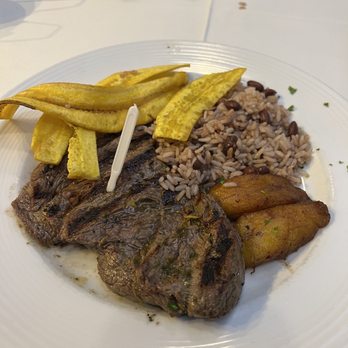 El Novillo Restaurant - Executive "baby" Churrasco - Latin American Near Me - Miami, Florida El Novillo Restaurant - Executive "baby" Churrasco - Latin American Near Me - Miami, Florida