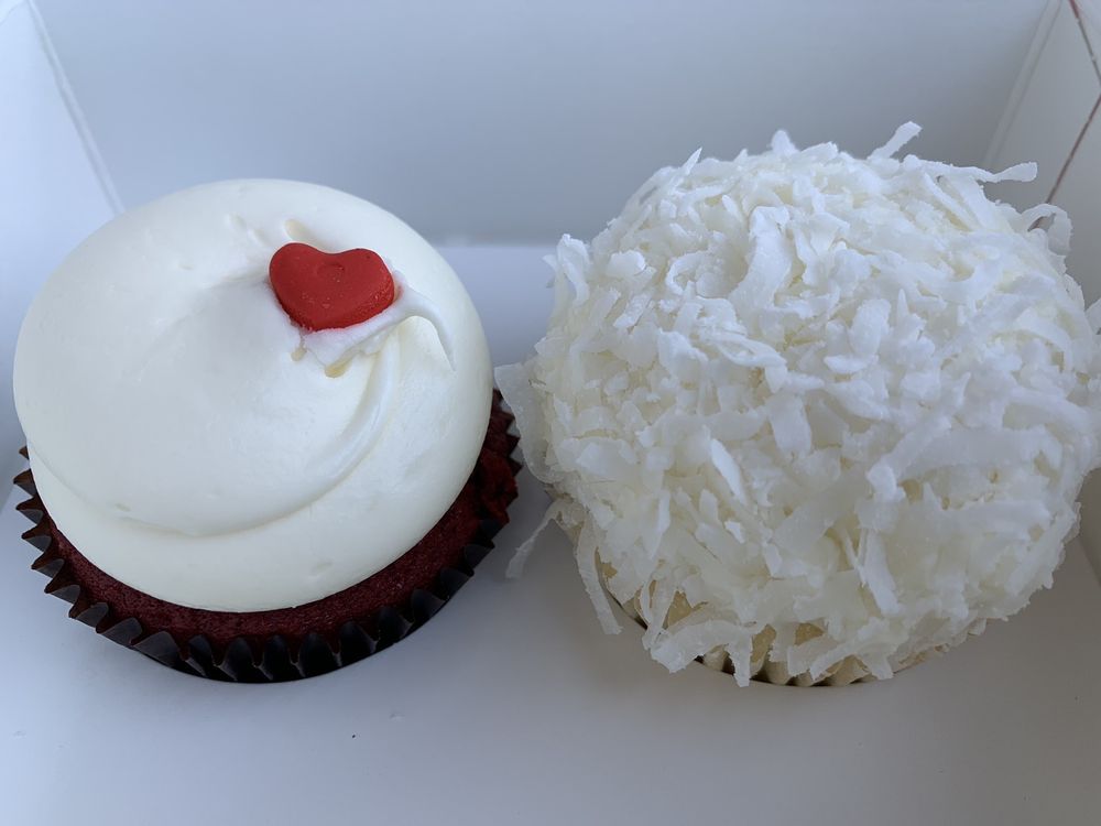CUPCAKE 865 Photos & 828 Reviews 4834 Bethesda Ave