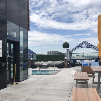 Lavelle - Pool - Lounges Near Me - Toronto, Ontario Lavelle - Pool - Lounges Near Me - Toronto, Ontario
