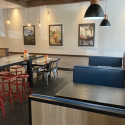 El Pollo Loco - Interior
