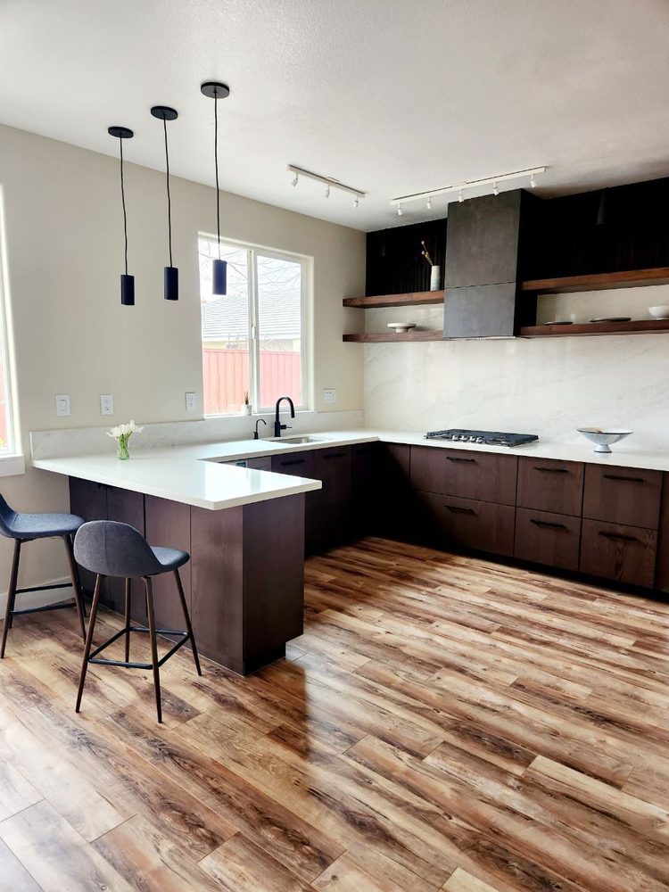 HEARTWOOD CONSTRUCTION - Updated May 2024 - 15 Photos - 3814 Auburn ...