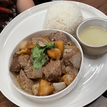 Bodega - Shaking Beef - Vietnamese Near Me - San Francisco, California