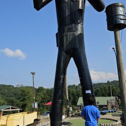 Coal Country Miniature Golf - This guy is HUGE