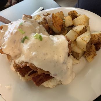 Cajun Kitchen Cafe - Fried Chicken Benedict - Cajun/Creole Near Me - Santa Barbara, California
