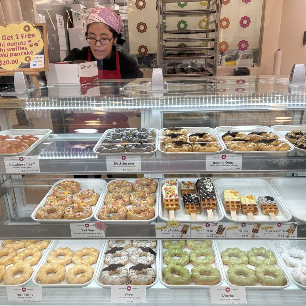 Mitsuwa Marketplace - Mochimochi Kai Sweets offering delicious mochi donuts and mochi waffles - Japanese Near Me - Edgewater, New Jersey Mitsuwa Marketplace - Mochimochi Kai Sweets offering delicious mochi donuts and mochi waffles - Japanese Near Me - Edgewater, New Jersey