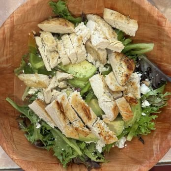 Mexican Greek combo salad with chicken