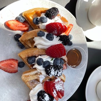 Caffe Central - Waffle and Berries - Coffee & Tea Near Me - Burlingame, California