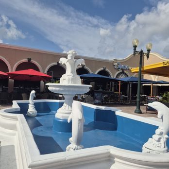 2 Shea's Salty Dog - Outside next to outdoor seating area - American Near Me - Marco Island, Florida 2 Shea's Salty Dog - Outside next to outdoor seating area - American Near Me - Marco Island, Florida