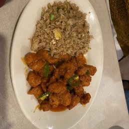 General Tso's Chicken-- my companion's choice, rated 5-Stars General Tso's Chicken-- my companion's choice, rated 5-Stars