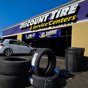 Discount Tire & Service Centers - Business front - Tires Near Me - Burbank, California Discount Tire & Service Centers - Business front - Tires Near Me - Burbank, California