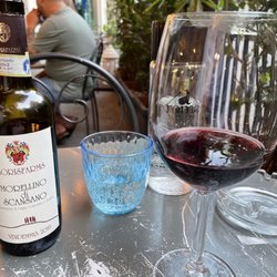 Aroma Osteria - Wine