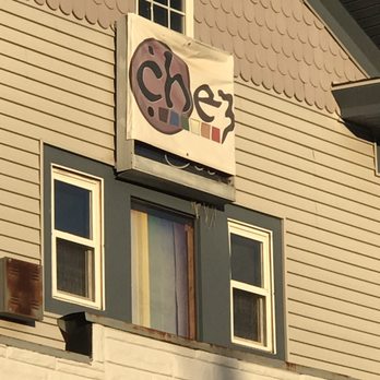 Chez Est - Dance Clubs Near Me - Hartford, Connecticut