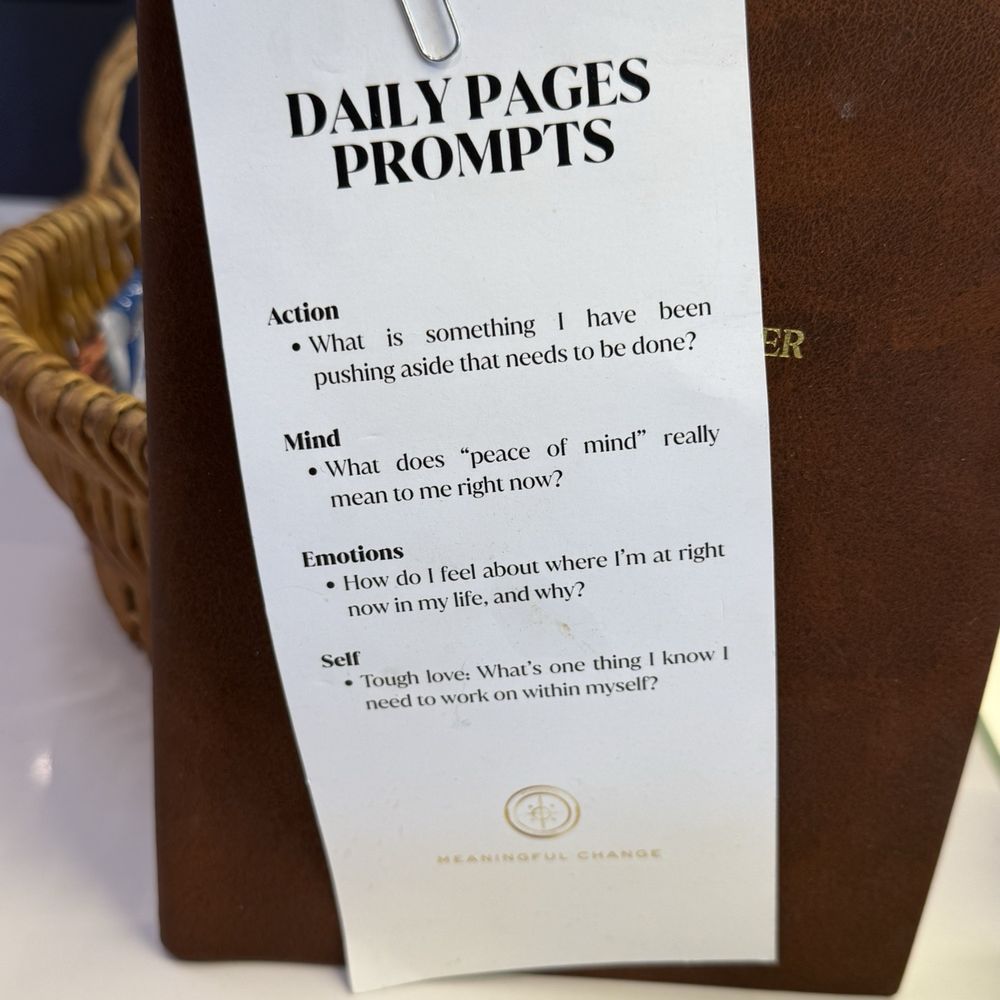Solar de Cahuenga - Cute journal prompts on counter - Breakfast & Brunch Near Me - Los Angeles, California Solar de Cahuenga - Cute journal prompts on counter - Breakfast & Brunch Near Me - Los Angeles, California