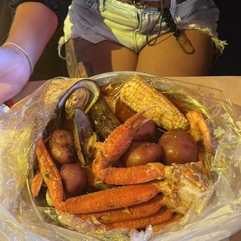 Crafty Crab - Seafood boil - Seafood Near Me - Boynton Beach, Florida