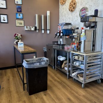 Cookie Factory Bakery and Cafe - Beverage Bar - Cafes Near Me - Alton, Illinois Cookie Factory Bakery and Cafe - Beverage Bar - Cafes Near Me - Alton, Illinois
