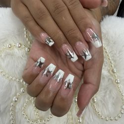 Garden Nails