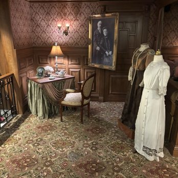Titanic Museum Attraction - Exhibit - Museums Near Me - Branson, Missouri