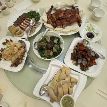 Hong Kong Palace - terribly disgusting food - Dim Sum Near Me - Millbrae, California Hong Kong Palace - terribly disgusting food - Dim Sum Near Me - Millbrae, California