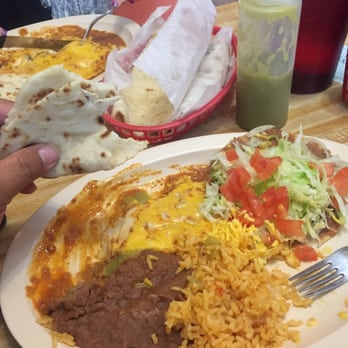 Linda's Restaurant - New American Near Me - Corpus Christi, Texas Linda's Restaurant - New American Near Me - Corpus Christi, Texas