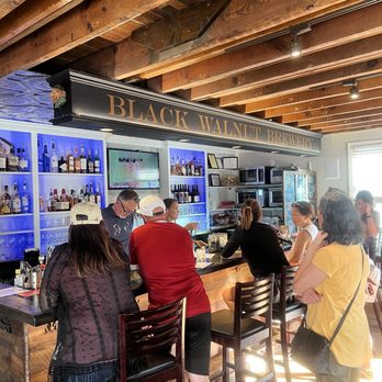 Black Walnut Brewery - customers at the bar - Breweries Near Me - Leesburg, Virginia Black Walnut Brewery - customers at the bar - Breweries Near Me - Leesburg, Virginia