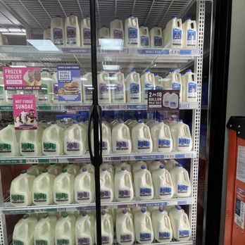 Braums Glenpool - Gallon Milk @ 2 for 6.00 - Grocery Near Me - Glenpool, Oklahoma