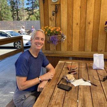 Rustic Crumble - Outdoor seating - Bakeries Near Me - Weaverville, California Rustic Crumble - Outdoor seating - Bakeries Near Me - Weaverville, California