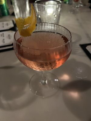 B-Side Cocktail Lounge by null