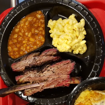 Killen's Barbecue - Rib plate w. baked beans and mac & cheese - Barbeque Near Me - Pearland, Texas Killen's Barbecue - Rib plate w. baked beans and mac & cheese - Barbeque Near Me - Pearland, Texas