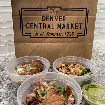 Lunchboxx - Pork carnitas Smashed fingerling potatoes Soy tahini broccoli and cauliflower Mojo sauce - American Near Me - Denver, Colorado Lunchboxx - Pork carnitas Smashed fingerling potatoes Soy tahini broccoli and cauliflower Mojo sauce - American Near Me - Denver, Colorado