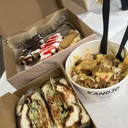 Kanojo - Chicken katsusando & katsu curry bowl