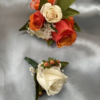 Olympia Flower Store - Corsage and bustier for prom. - Florists Near Me - Boston, Massachusetts Olympia Flower Store - Corsage and bustier for prom. - Florists Near Me - Boston, Massachusetts