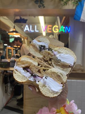 LUHV VEGAN DELI by null