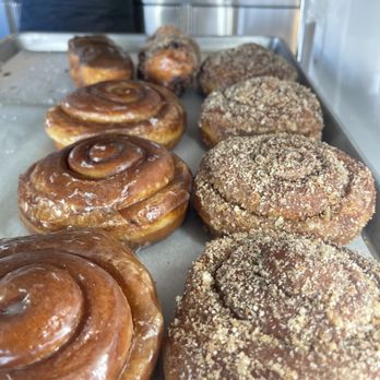 Hello Donuts - So GOOD - Donuts Near Me - Santa Ana, California