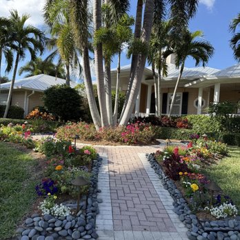 Blooms In Grace - Landscaping Near Me Blooms In Grace - Landscaping Near Me