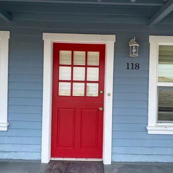 H20 Pressure Washing by Gene - Front door shining bright red again - Pressure Washers Near Me - Costa Mesa, California H20 Pressure Washing by Gene - Front door shining bright red again - Pressure Washers Near Me - Costa Mesa, California