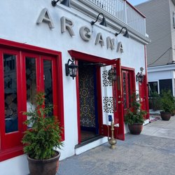 Argana Restaurant & Bar - Lovely restaurant in Portchester with a warm and hospitable owner, Nouridine