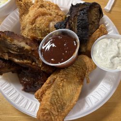 Grandma Hoyt's Country Buffet - BBQ ribs, chicken, brisket, fried fish, fried chicken.