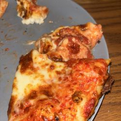 Zehnder's Splash Village - Pizza was decent