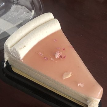 Sugar Miss Tea Cafe - Peach oolong tea crepe cake - Desserts Near Me - Brooklyn, New York