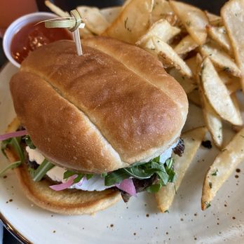Steam Mill Brewing - Bison burger - Breweries Near Me - Bethel, Maine Steam Mill Brewing - Bison burger - Breweries Near Me - Bethel, Maine