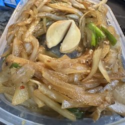 Asian King - Aforementioned onions in the Mongolian Chicken. (Fortune cookie for scale.)