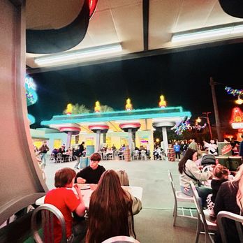 Flo's V8 Cafe - Cafes Near Me - Anaheim, California