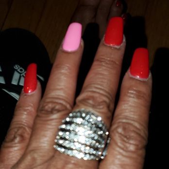 Hitech Nails - Nail Salons Near Me - Chicago, Illinois