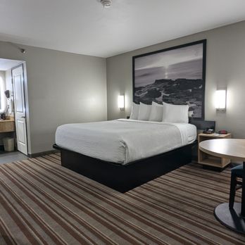 Super 8 by Wyndham El Cajon CA - Hotels Near Me - El Cajon, California