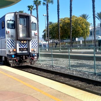 Amtrak Pacific Surfliner - Amtrak Pacific Surfliner at Burbank Downtown! - Trains Near Me - Los Angeles, California Amtrak Pacific Surfliner - Amtrak Pacific Surfliner at Burbank Downtown! - Trains Near Me - Los Angeles, California