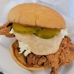 Centro - Chicken sandwich