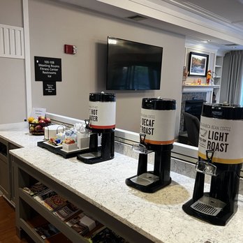 Hampton Inn Middletown - Hotels Near Me - Middletown, New York