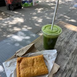 Natural Blend - Lentil Patty and Natural Blend Green Juice